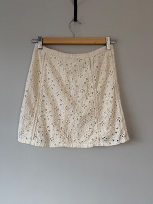 Hollister Creme Broderie Anglaise Minirock Größe 0