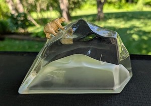 Vintage VIKING Art Glass Gold Polar Bear Iceberg Sculpture Paperweight w/ Label