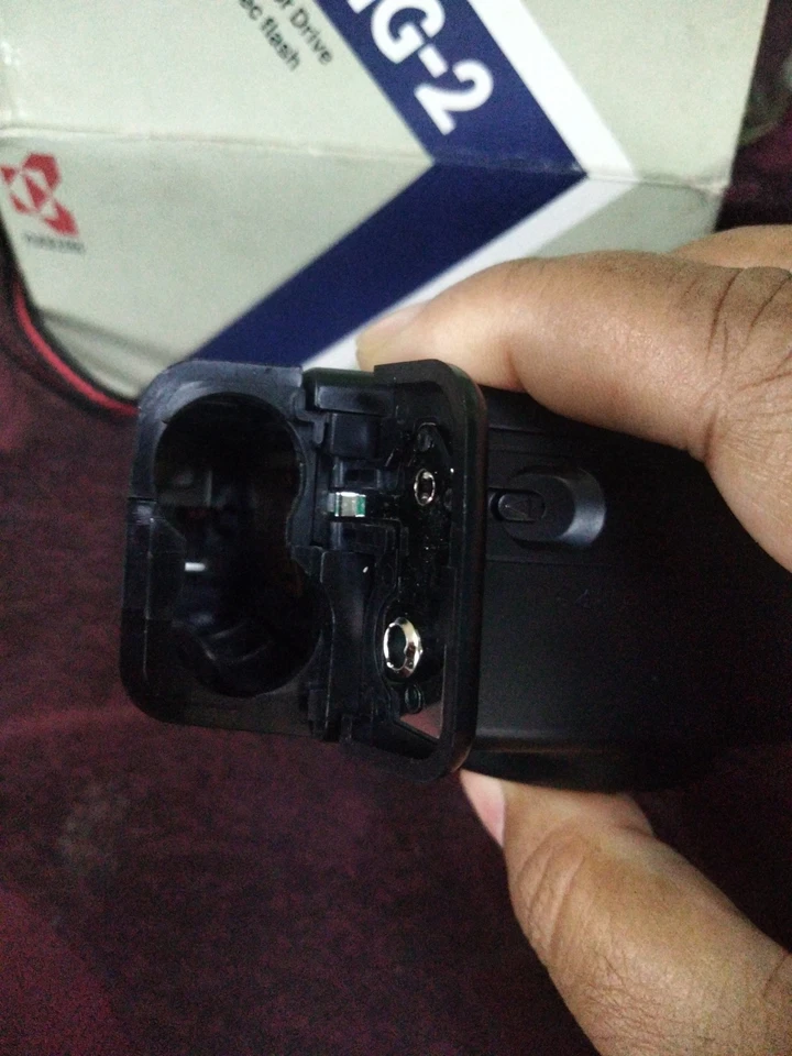 Camera Yashica Mg2 - Image 3 of 4