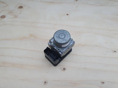 HONDA CB 650 R 2019-2023 ABS Pump - Picture 12 of 12