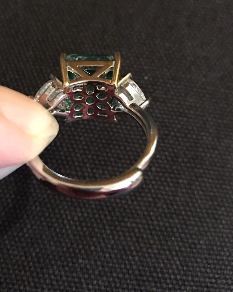 Vintage Style Emerald Gemstone And White Gems Ring 18K White Gold Plated - Image 2 of 2