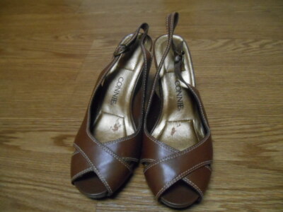 Connie Jenni Wedges Shoes Sandals Box 7 M B Medium BROWN Pre Owned