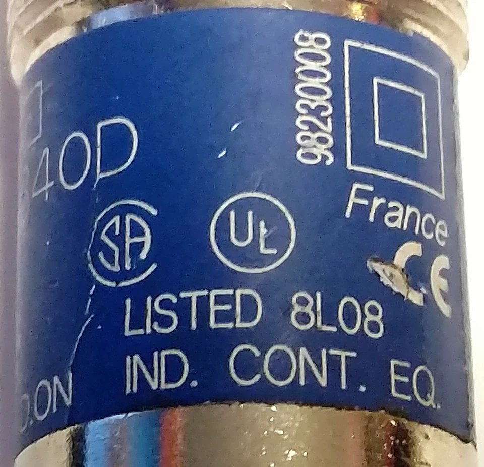 Telemecanique XU5-M18PP340D 光电传感器 — 第 3/4 张图片