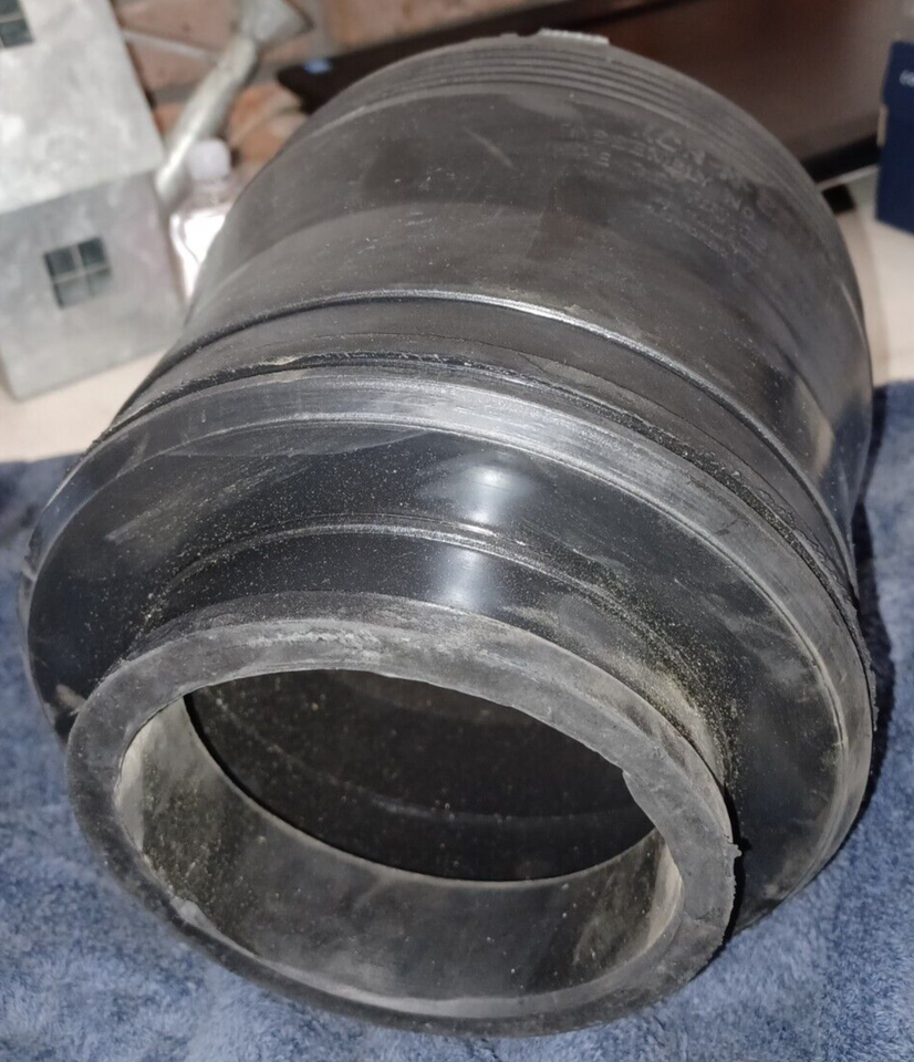 Pipe to Manhole Coupler KorNSeal Connector S1068S 4" X 8" Boot NEW eBay