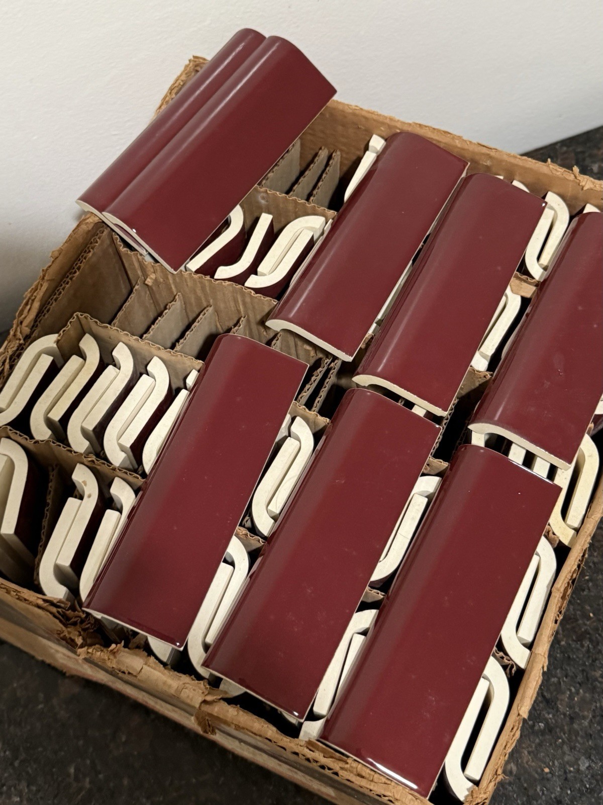 Vintage Burgundy Maroon 2x6 Cambridge Tile Radius Bullnose Mud Cap