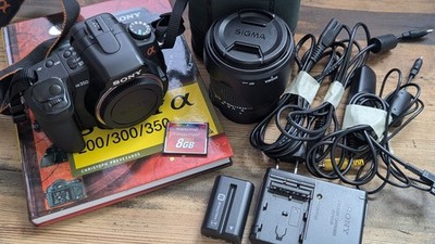 Sony Alpha 350 + Sigma 18-50mm f2.8-4.5 HSM | Top Zustand |