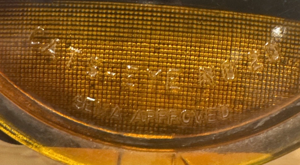 VTG Tail / Traffic Light Amber STOP Lens Cats-Eye No. 20, 6.5” Inch - Image 3 of 4