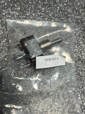 NEW Eaton Xtd2g1a Toggle Switch, Spdt, 3 Connections, On/Off/Momentary On,3/4 Hp