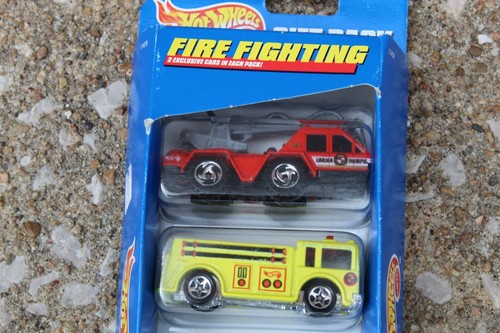 Hot Wheels Fire Fighting Gift 5-Pack 1997 - Picture 3 of 3