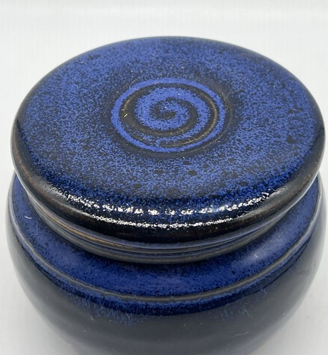 Pottery Butter Bell Crock - Picture 2 of 7