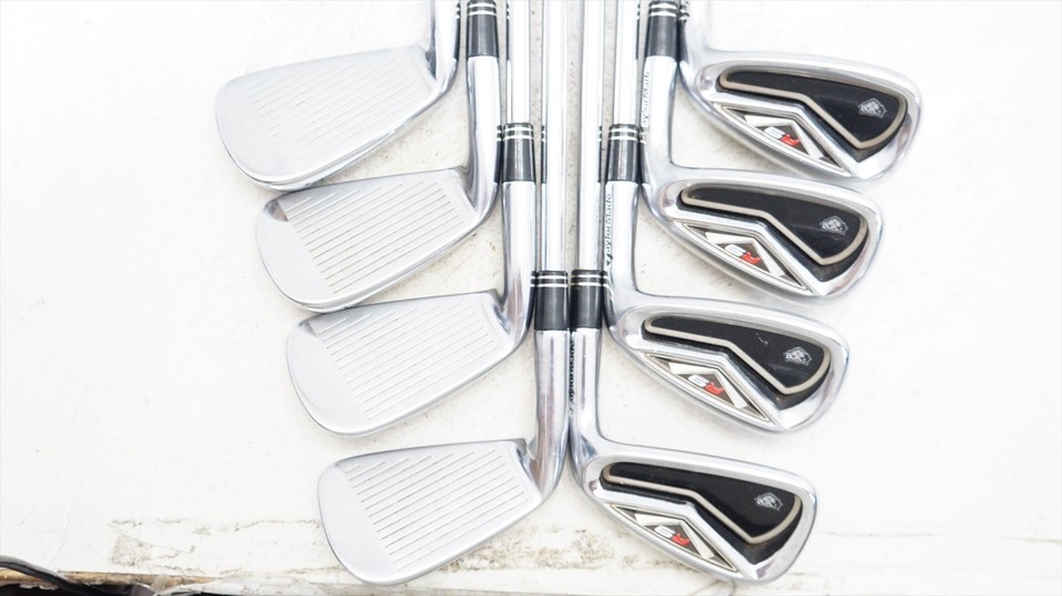 TaylorMade R9 TP 2 Iron Tour Issue - Tête Fer Droite, Finition Satinée, Cavité Arrière