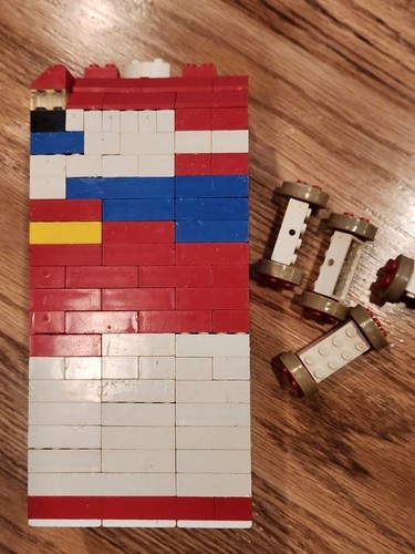 1960s Legos - 1.49 lbs. Includes Wheels - Picture 6 of 8