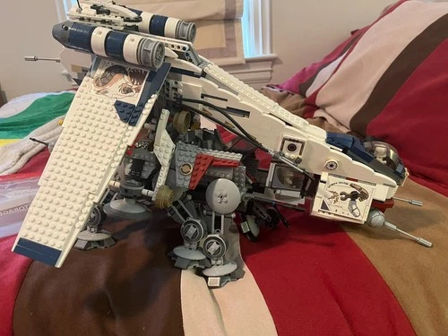 LEGO Star Wars: Republic Dropship with AT-OT Walker Replica (#10195) New 1757PCS