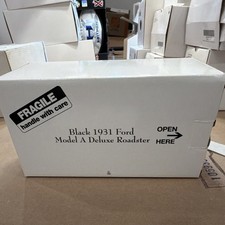 Danbury Mint 1:24 Scale 1931 Ford Model A Del...
