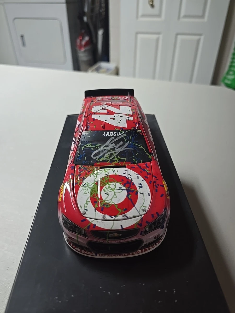 NASCAR Lionel 1/24 Kyle Larson 2016 Michigan 1ère Victoire Elite Chrome - RARE