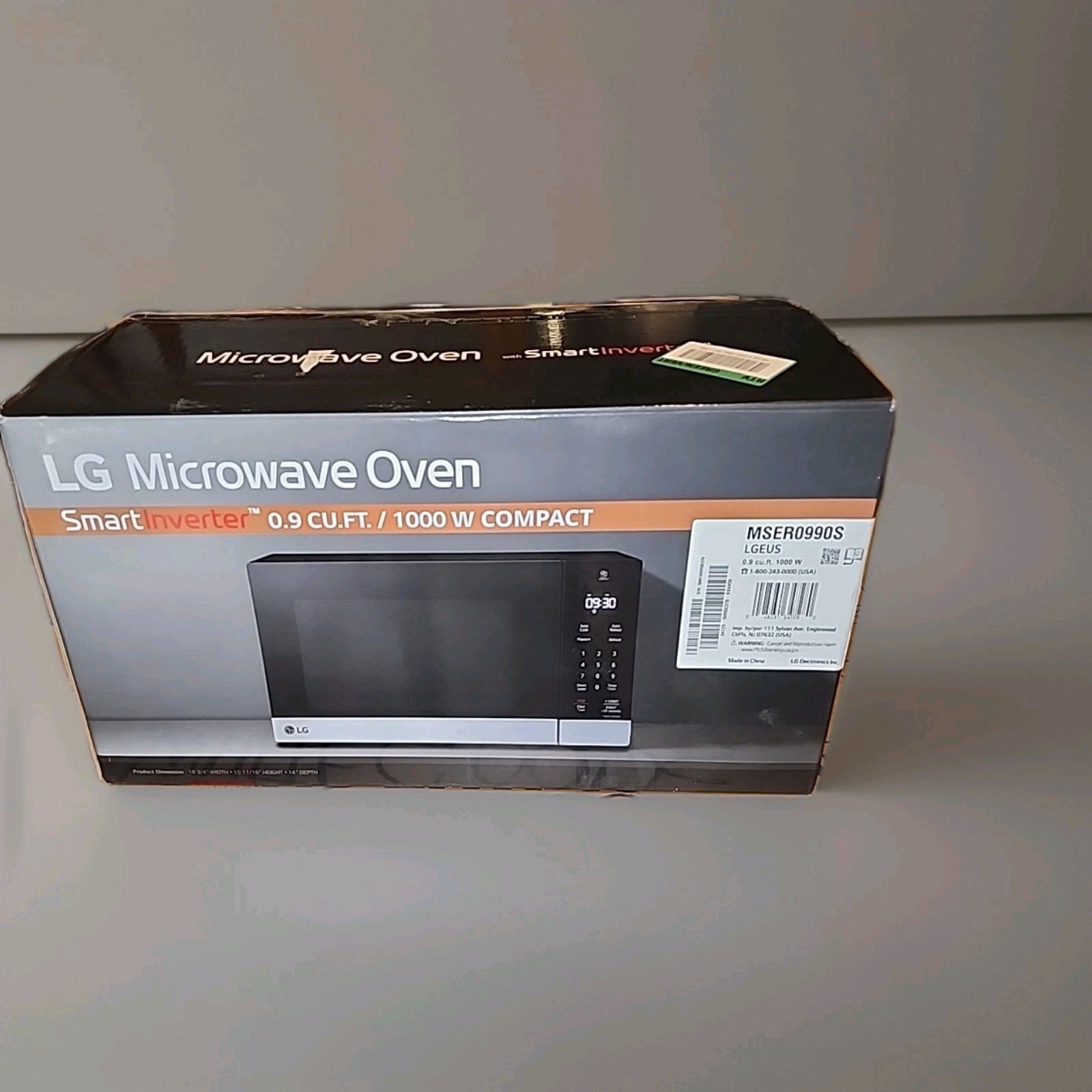 LG NeoChef 0.9 cu. ft. 1000-Watt Stainless Steel Microwave w/ Inverter