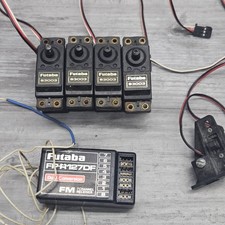 Futaba S3003 Servo Lot 4x w Control Transmitter FP-R127DF and Switch 72 Mhz