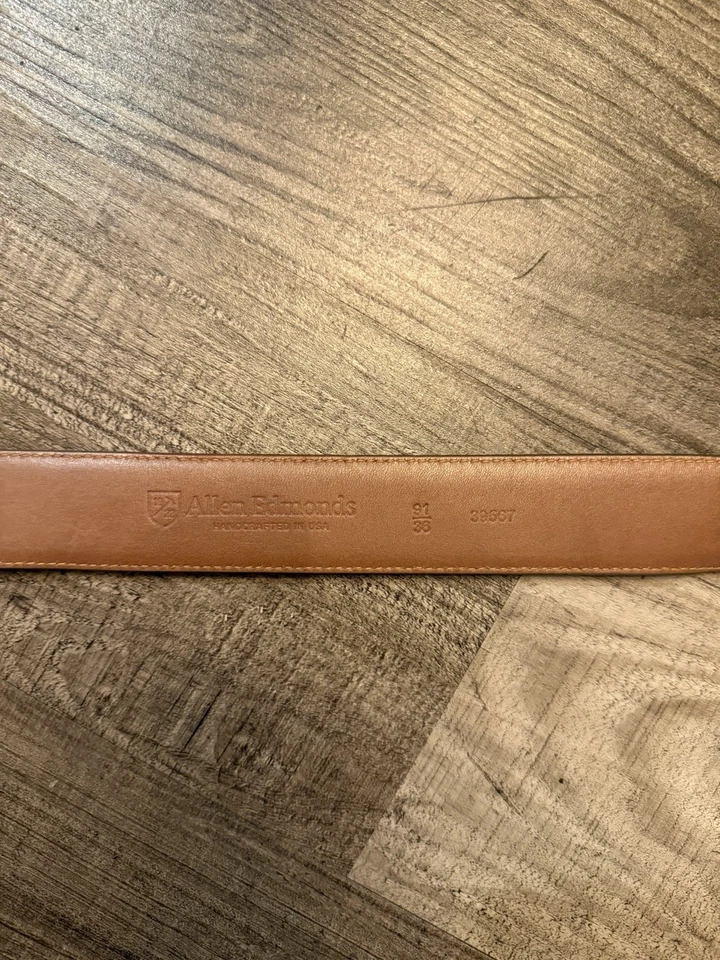 Allen Edmonds Brown Suede size 36 - Image 3 of 4