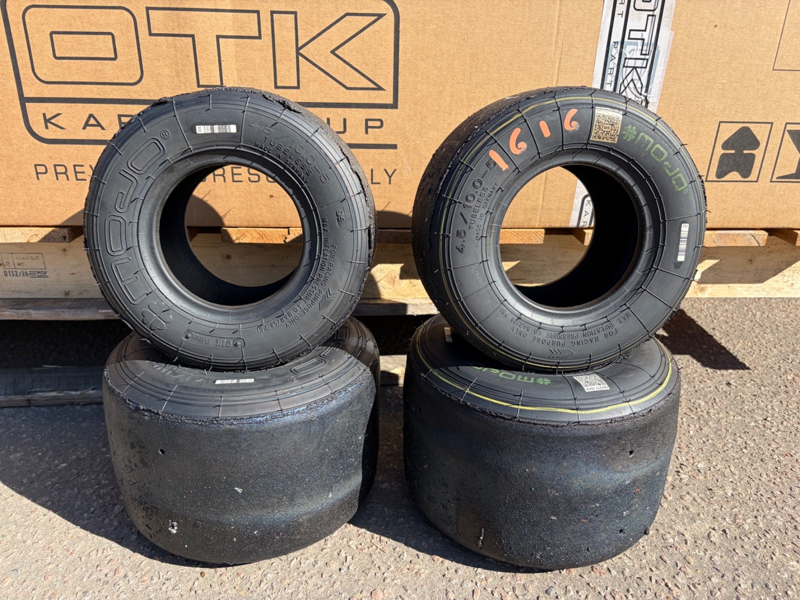 Pneumatici usati Mojo D5 Kart usati una gara vecchi 20 giri - Rotax Tony Kart REF 1616