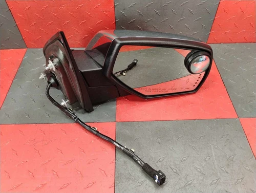 14-19 Silverado Sierra Right Passenger Door Mirror (Chrome) (OEM 23499472)