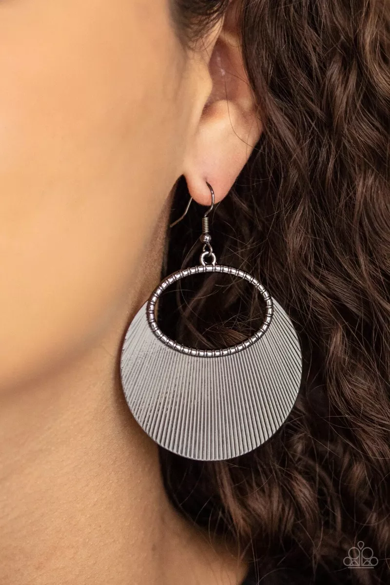 Fan Girl Glam Black Earrings Paparazzi New eBay