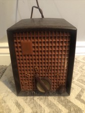 VINTAGE 1950's EMERSON MODEL 706B AM VACUUM TUBE MIDGET TABLE RADIO BROWN & RED
