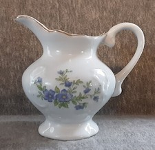 4.5 VINTAGE WHITEFOOTED CREAMER PITCHER PORCE...