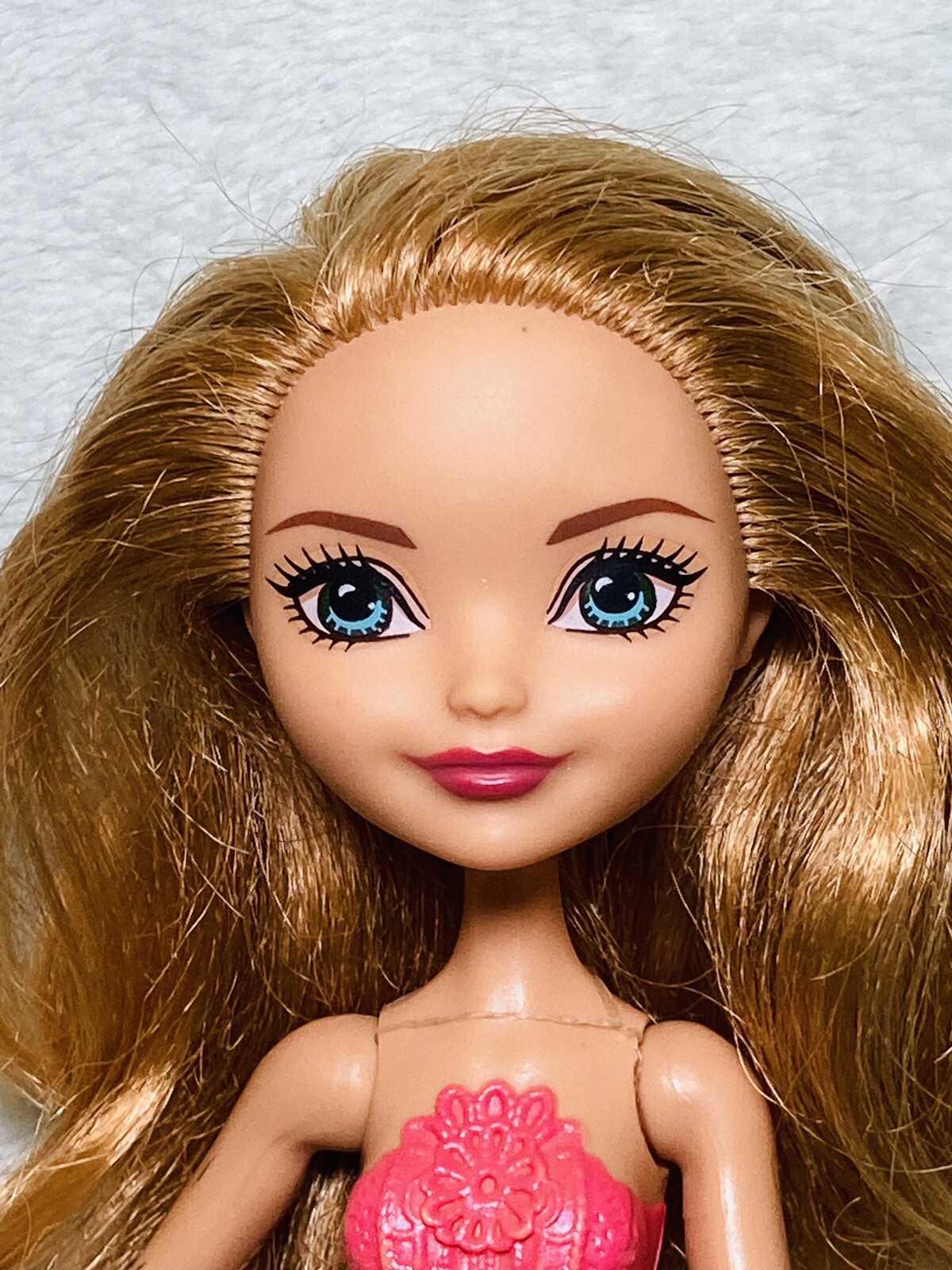 (G)Ever After High - Ashlynn Ella Doll - Brown Hair, Green Eyes, Sculpted Bodice