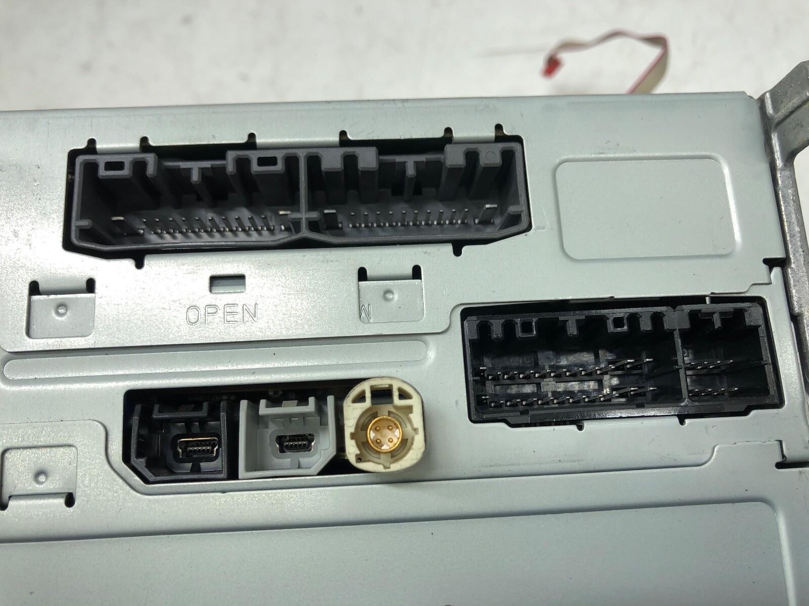2014-2019 MASERATI GHIBLI CD CHANGER PLAYER RADIO AC HEATER CLIMATE CONTROL OEM.