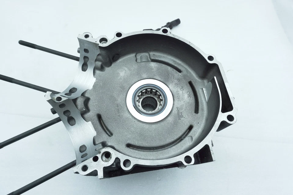 Harley Touring Street Glide 2007 OEM cárter eje motor cubierta agrietada Foto 2 de 4