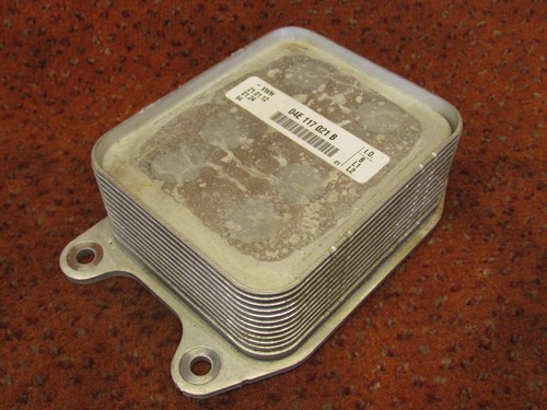 04E117021B Ölkühler 1,0 1,2 TSI 1,4 TSI VW Golf 7 Tiguan II Touran II original