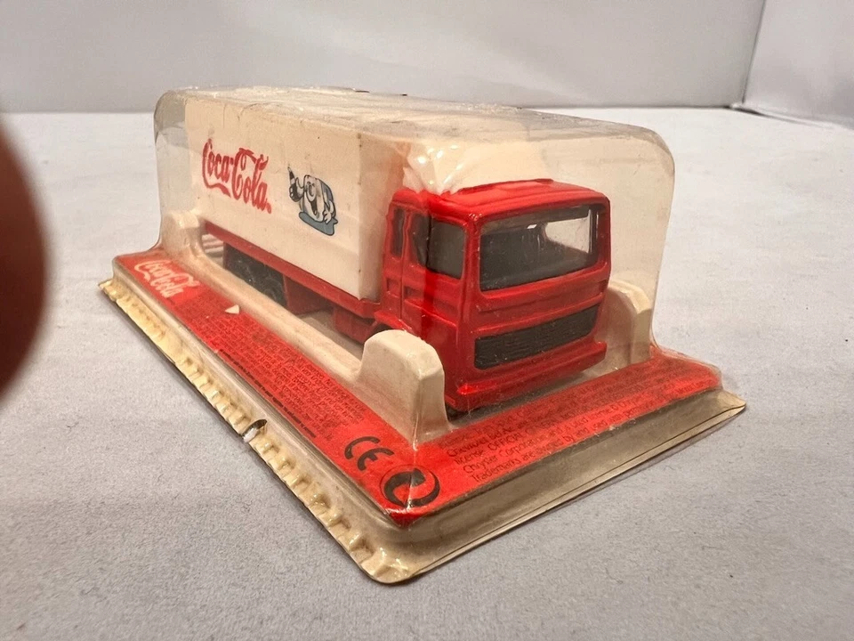 Majorette Coca-Cola Renault Delivery Truck - International Market Variation MIP - Image 2 of 4
