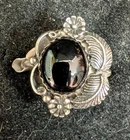 Vintage Womans Sterling Silver w/Leaf & 2 Small Flower Black Onyx Sto Size 10
