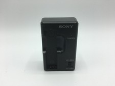 Sony 120VAC to 1.2VDC Ni-Cd GumStick Battery Charger for MD/CD Walkman BC-7AU 