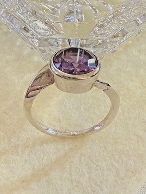 Runder 10 mm Alexandrit Sterlingsilber Einfassung Solitär Ring Handwerk Design