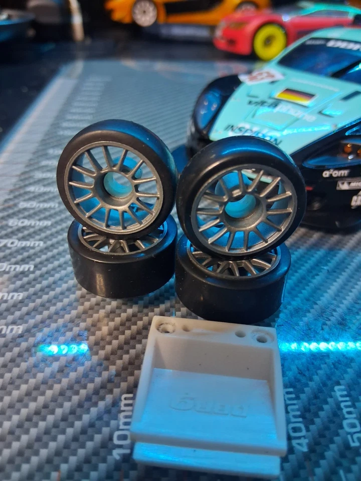 Juego de carrocería Kyosho Mini-Z Austin Martin DB9 juego de preparación Foto 2 de 4