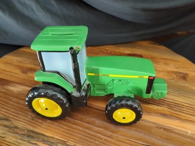 John Deere 8400 Savings Bank. No Box Top Has A Couple Little Chips.