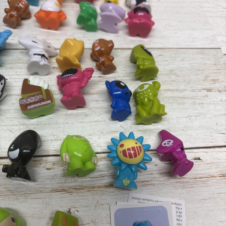 Lot of 40 Random Gogos Crazy Bones 1990s - Image 4 of 4