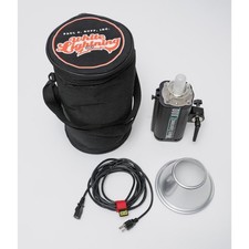 White Lightning X800 Monolight Studio Flash with Accessories  bag Paul C Buff