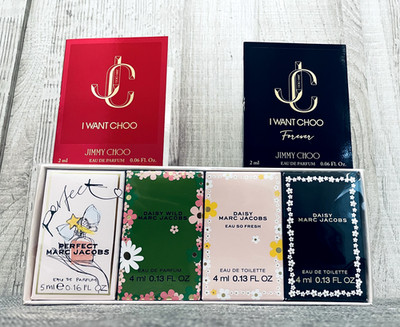 Marc Jacobs 4pcs Mini Gift Set For Women (Limited Edition) + Two Bonus Samples