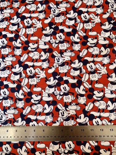 OFFCUT DISNEY MICKEY MOUSE KINDERFIGUR ROTER STOFF - Bild 2 von 2