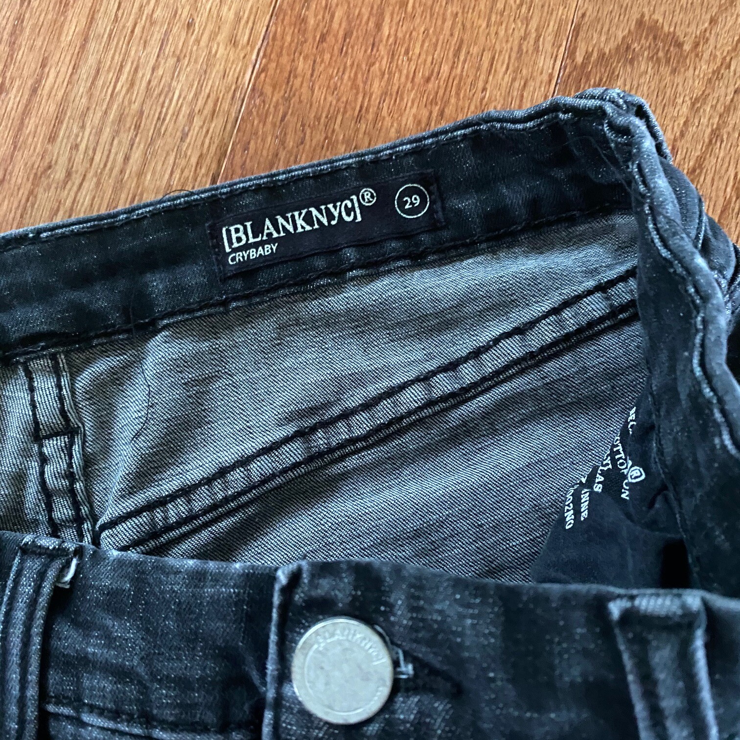 BLANK NYC Cry Baby Release Hem Skinny 