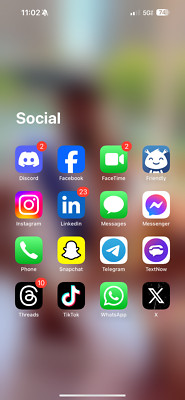 TikTok on iPhone 15 Pro Max - 256 GB - Black (T-Mobile)
