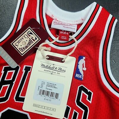 Men's Chicago Bulls Michael Jordan Mitchell & Ness Red 1998 NBA Finals  Hardwood Classics Authentic Player Jersey