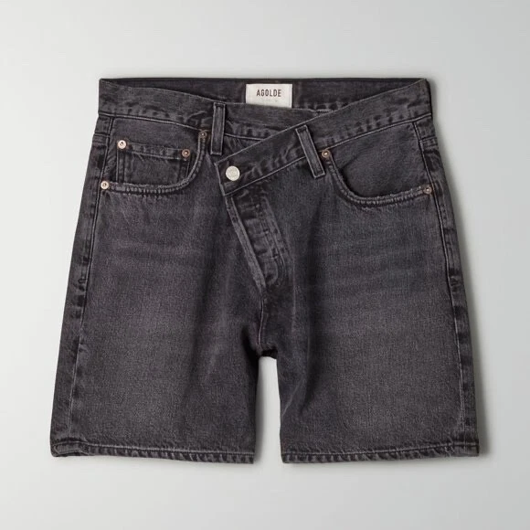 Agolde Criss 十字边牛仔短裤 31 英寸灰色/黑色照片 UEC