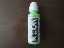 NEW HERO ARTS NEON CHARTREUSE AD034 Ink Dauber 1 oz.