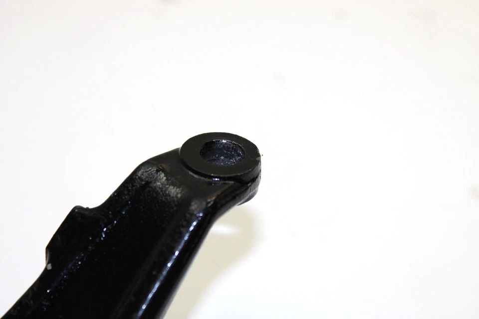 1995 Yamaha Vmax 600 Oem Left Front Steering Arm 82M-23851-00-00 Q2539 - Image 2 of 4