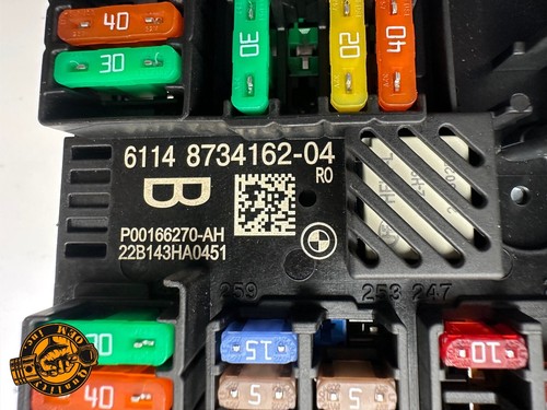 2020-2024 BMW 2 3 4 Z4 SUPRA GR REAR POWER DISTRIBUTION FUSE RELAY JUNCTION BOX - Picture 2 of 9