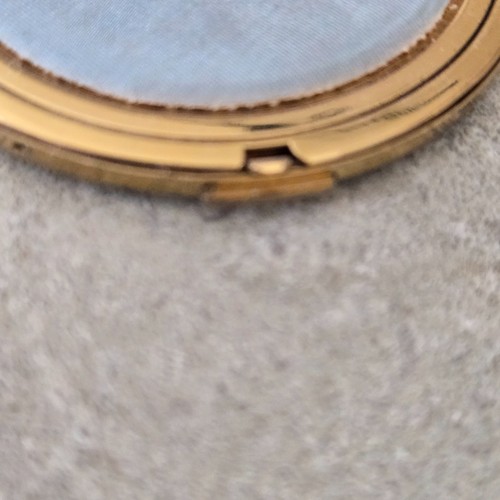 Cassa specchio compatta americana Elgin tono oro con fiori incisi anni 40 vintage - Foto 12 di 12