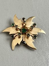 Vintage Gold Tone Flower Brooch Green Rhinestone Starburst Pin 2"
